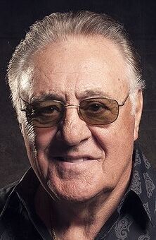 Фил Эспозито