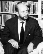 Фото №3 Дональд Плезенс