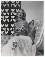 Фото №4 Эвелин Кийес