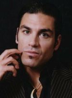 Фото №2 Эрик Этебари