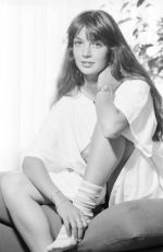 Фото №3 Анн Парийо