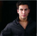 Фото №1 Дэниэл ДеСанто