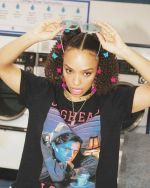 Фото №3 Сиси Стрингер