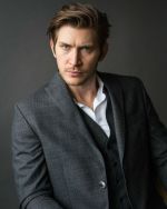 Фото №4 Грейстон Холт