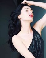 Фото №3 Поппи Корби-Туч