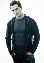 Фото №3 Сэм Уитвер