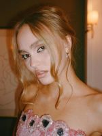 Фото №3 Лили-Роуз Депп