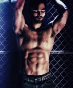 Фото №4 Тайлер Хэклин