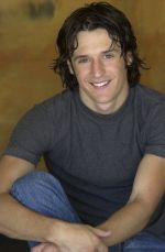 Фото №1 Зак Беннетт